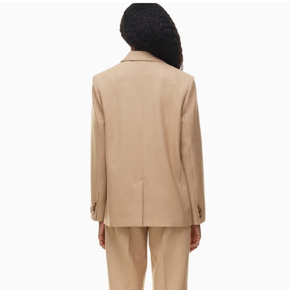 Aritiza | Wilfred Content Blazer - Picture 4 of 13